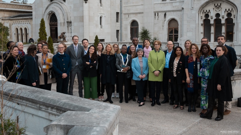 Supporting Survivors of Sexual Violence in Warzones - Libraries Without ...